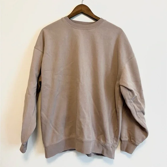 Brandy Melville Oversized Erica Taupe Sweater - Picture 2 of 4